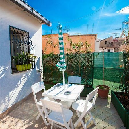 Terrazza Del Santo 2,0 - La Terrazza Nel Cuore Di Napoli 外观 照片